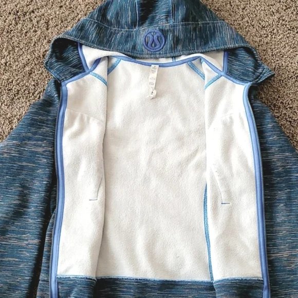 Lululemon Blue stripes Scuba Hoodie Wee are from Space Size 8 - Picture 5 of 10